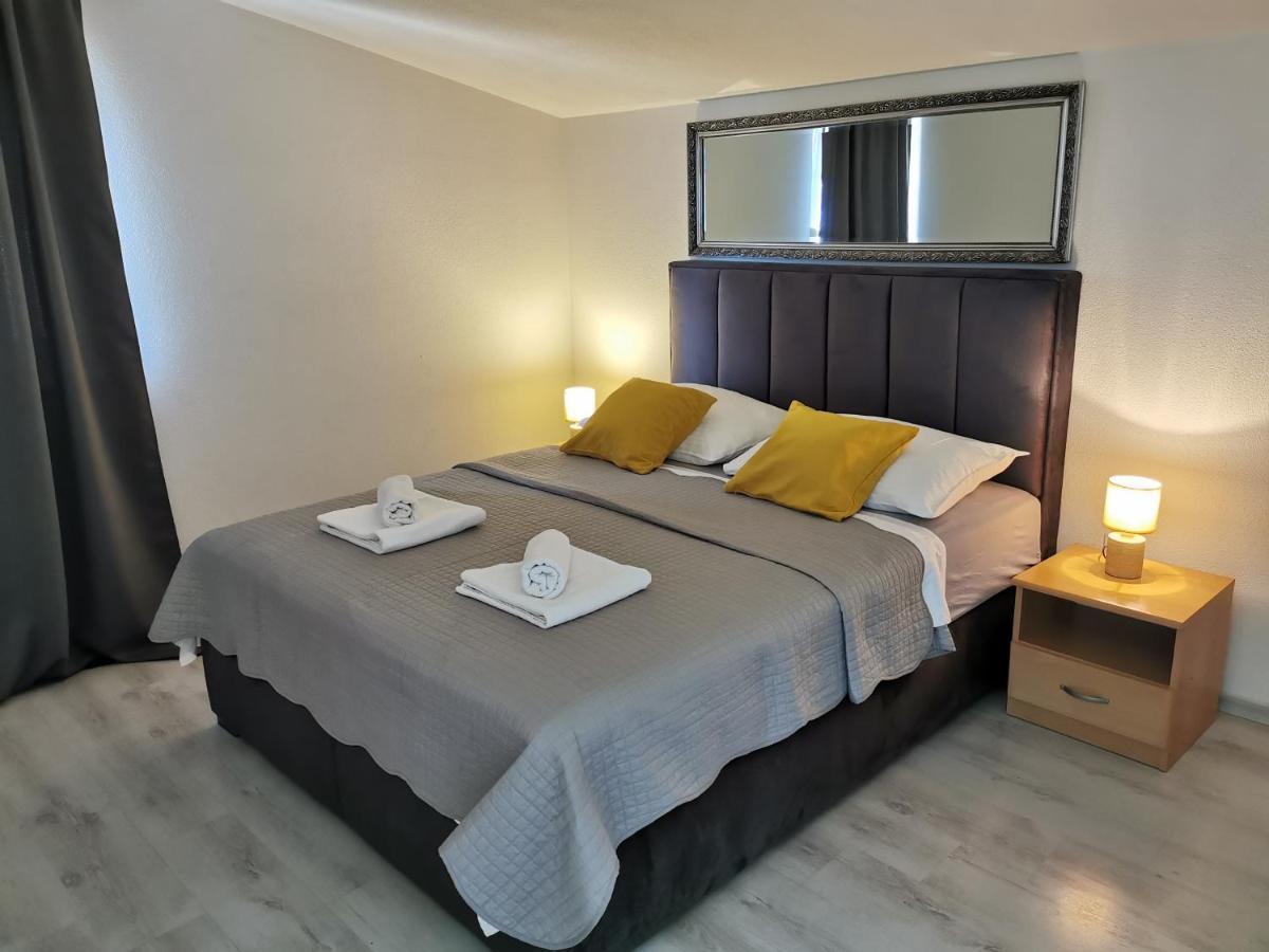 Apartment Jurcevic โตรกีร์ ภายนอก รูปภาพ